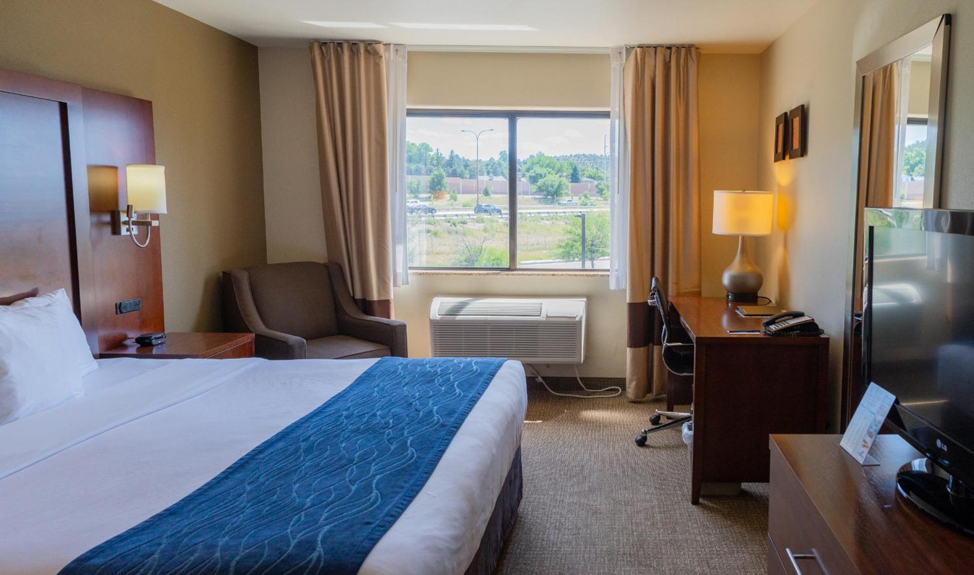 Inn Comfort North - Air Force Academy Area 3*