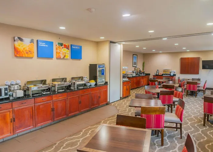 Comfort Inn North Colorado Springs