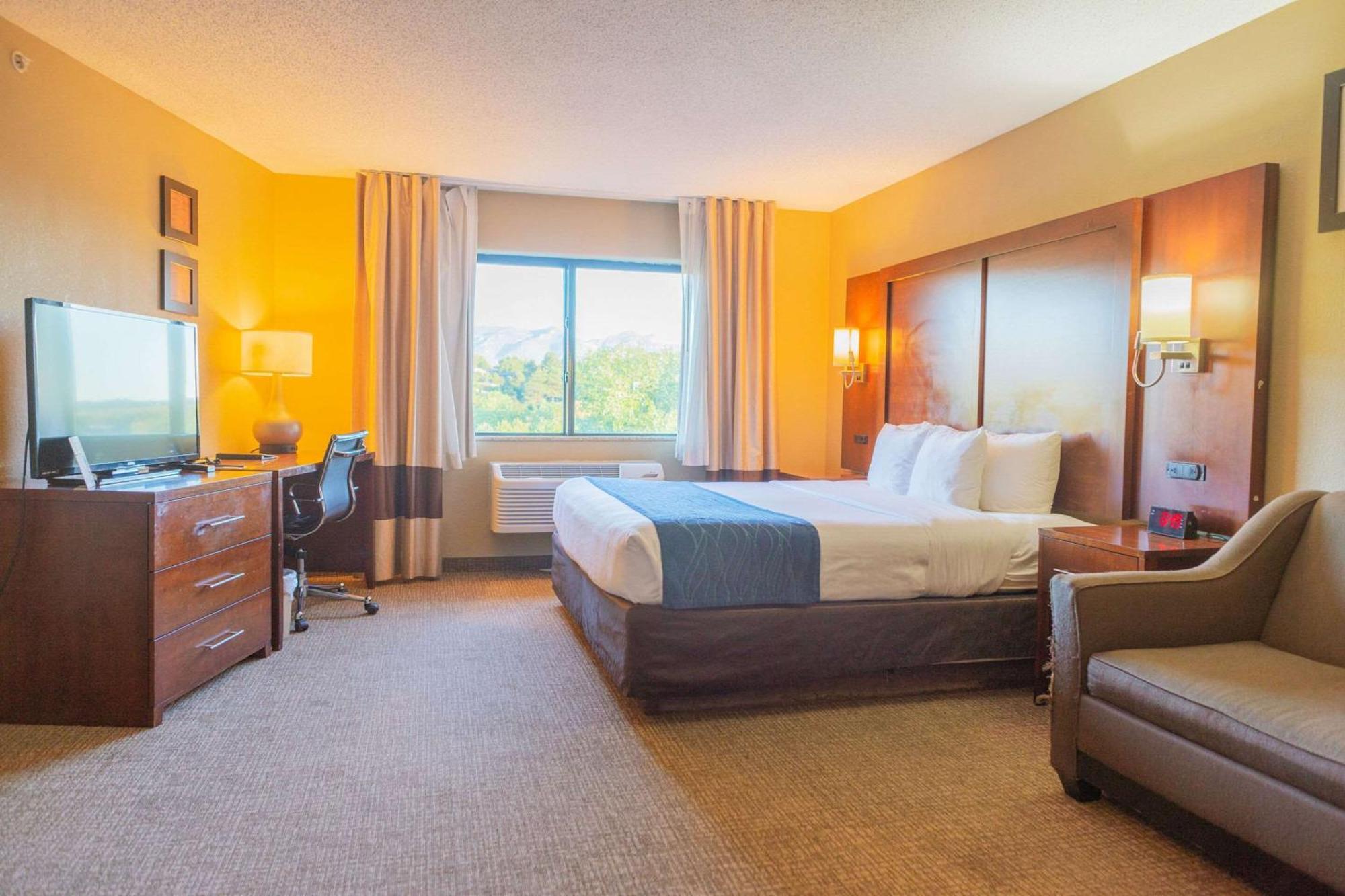 Comfort North Inn