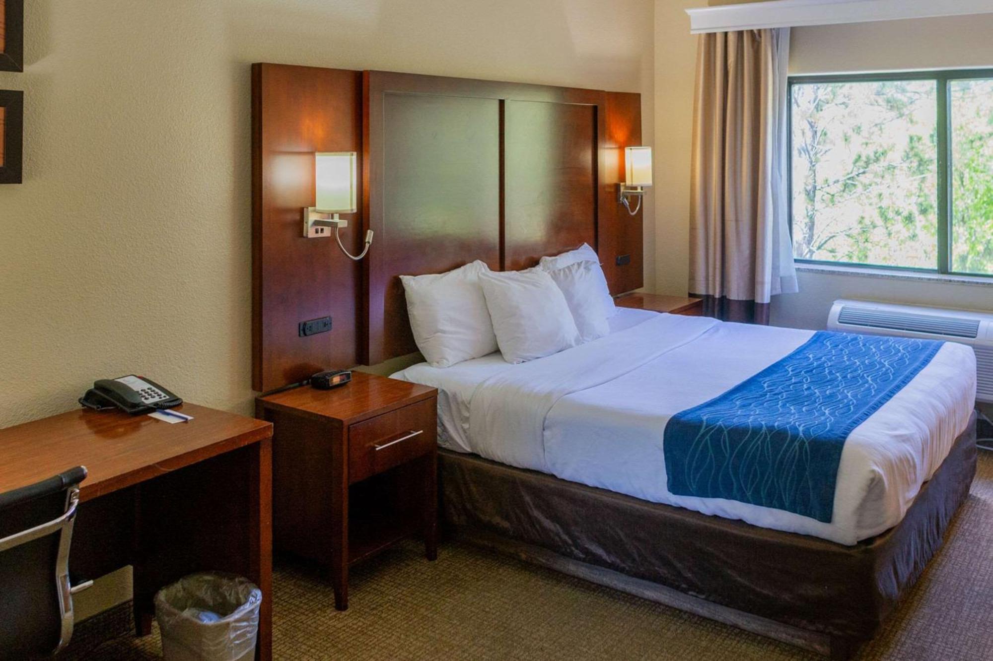 Comfort North 3* Colorado Springs